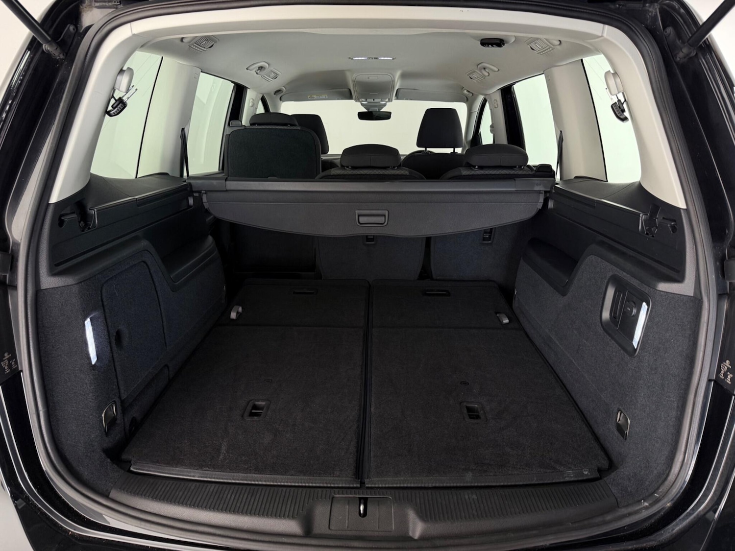 Used Volkswagen Sharan 2019 for sale - 77412439: Photo 10