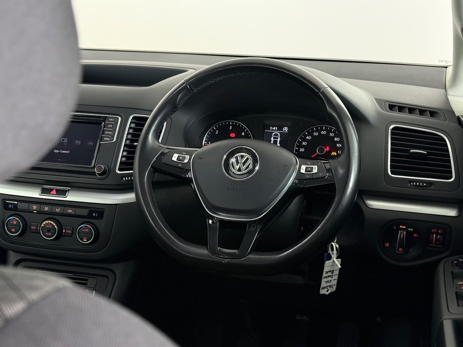 Used Volkswagen Sharan 2019 for sale - 77412439: Photo 16