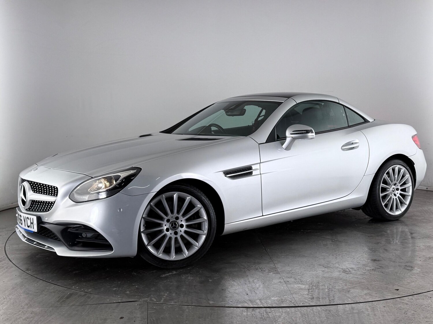 Used Mercedes-Benz SLC 2017 for sale - 77181049: Photo 31