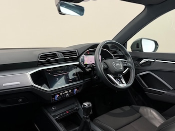 Used Audi Q3 2020 for sale - 79304400: Photo