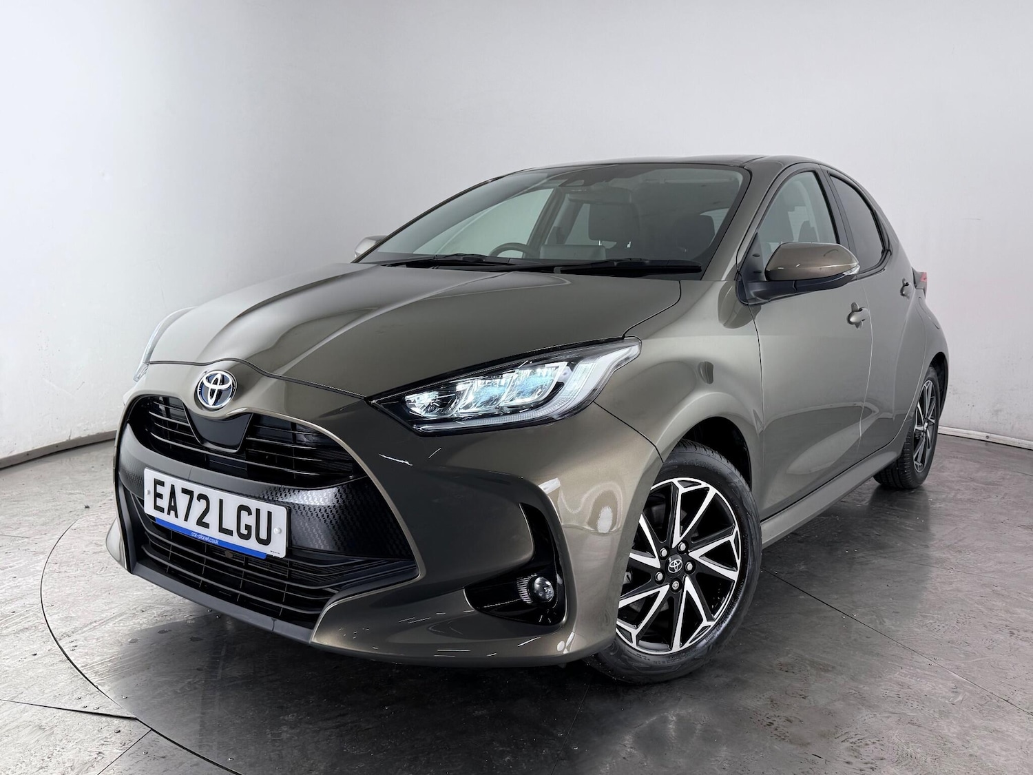 Used Toyota Yaris 2022 for sale - 77180844: Photo 33