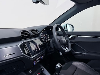 Used Audi Q3 2020 for sale - 78926888: Photo