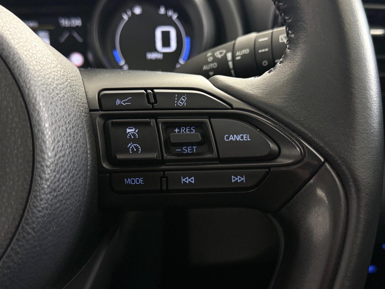 Used Toyota Yaris Cross 2022 for sale - 77497605: Photo 18