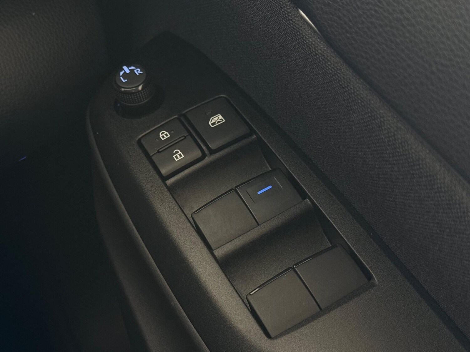 Used Toyota Yaris Cross 2022 for sale - 77497605: Photo 22