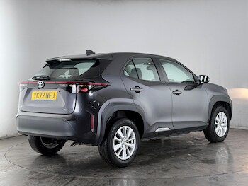 Used Toyota Yaris Cross 2022 for sale - 77497605: Photo