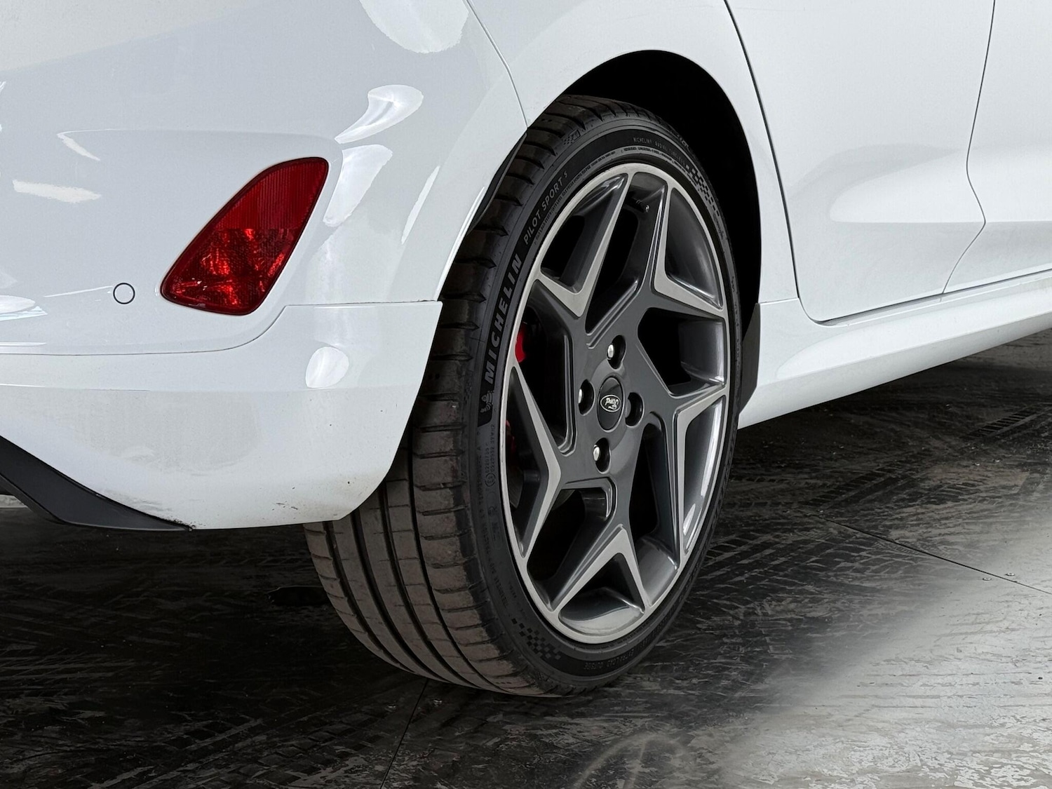 Used Ford Fiesta 2019 for sale - 76550520: Photo 12