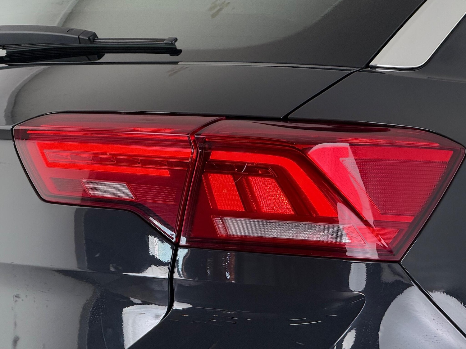 Used Volkswagen T-Roc 2020 for sale - 76468638: Photo 11