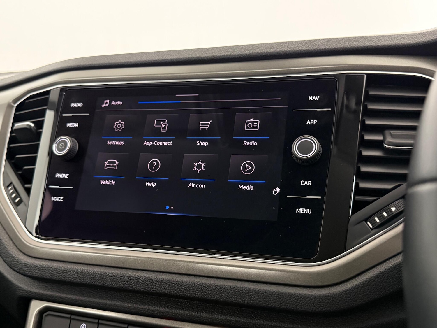 Used Volkswagen T-Roc 2020 for sale - 76468638: Photo 36