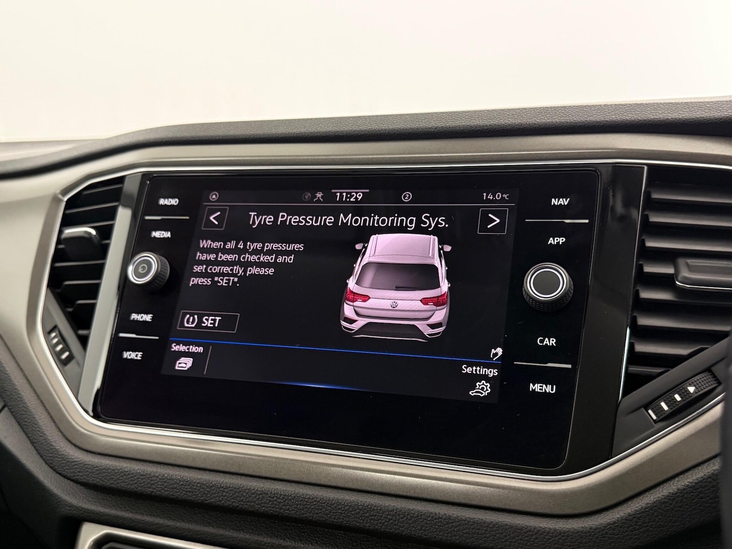 Used Volkswagen T-Roc 2020 for sale - 76468638: Photo 38