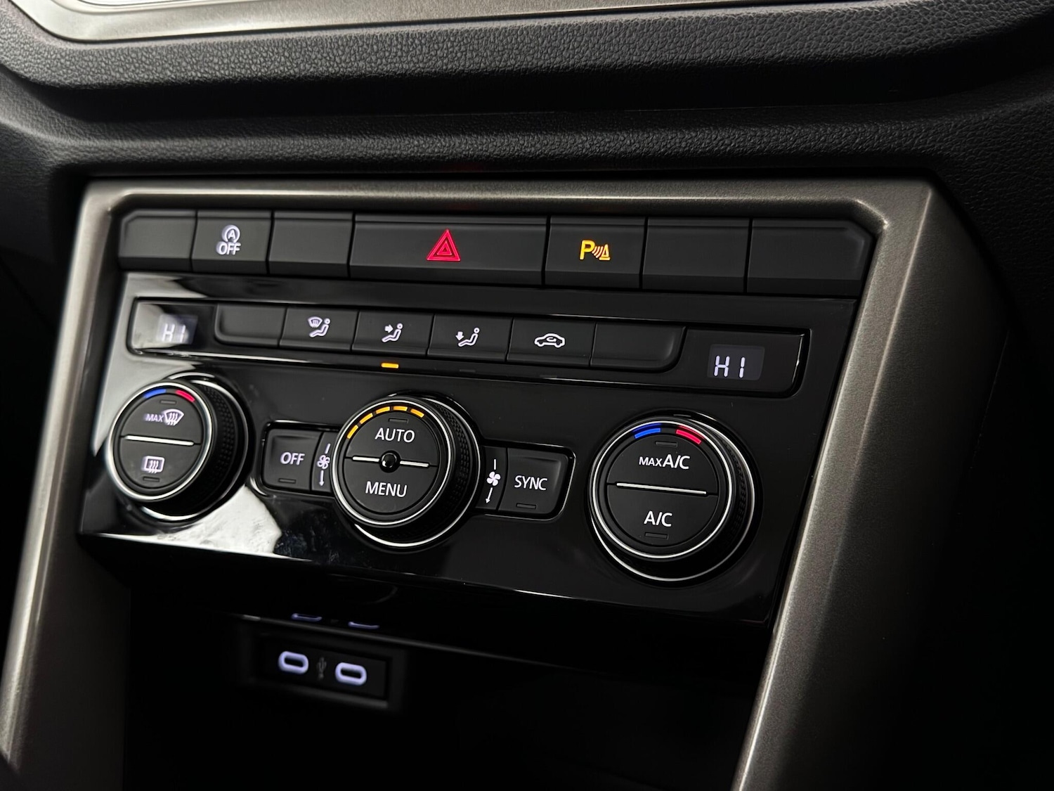 Used Volkswagen T-Roc 2020 for sale - 76468638: Photo 43