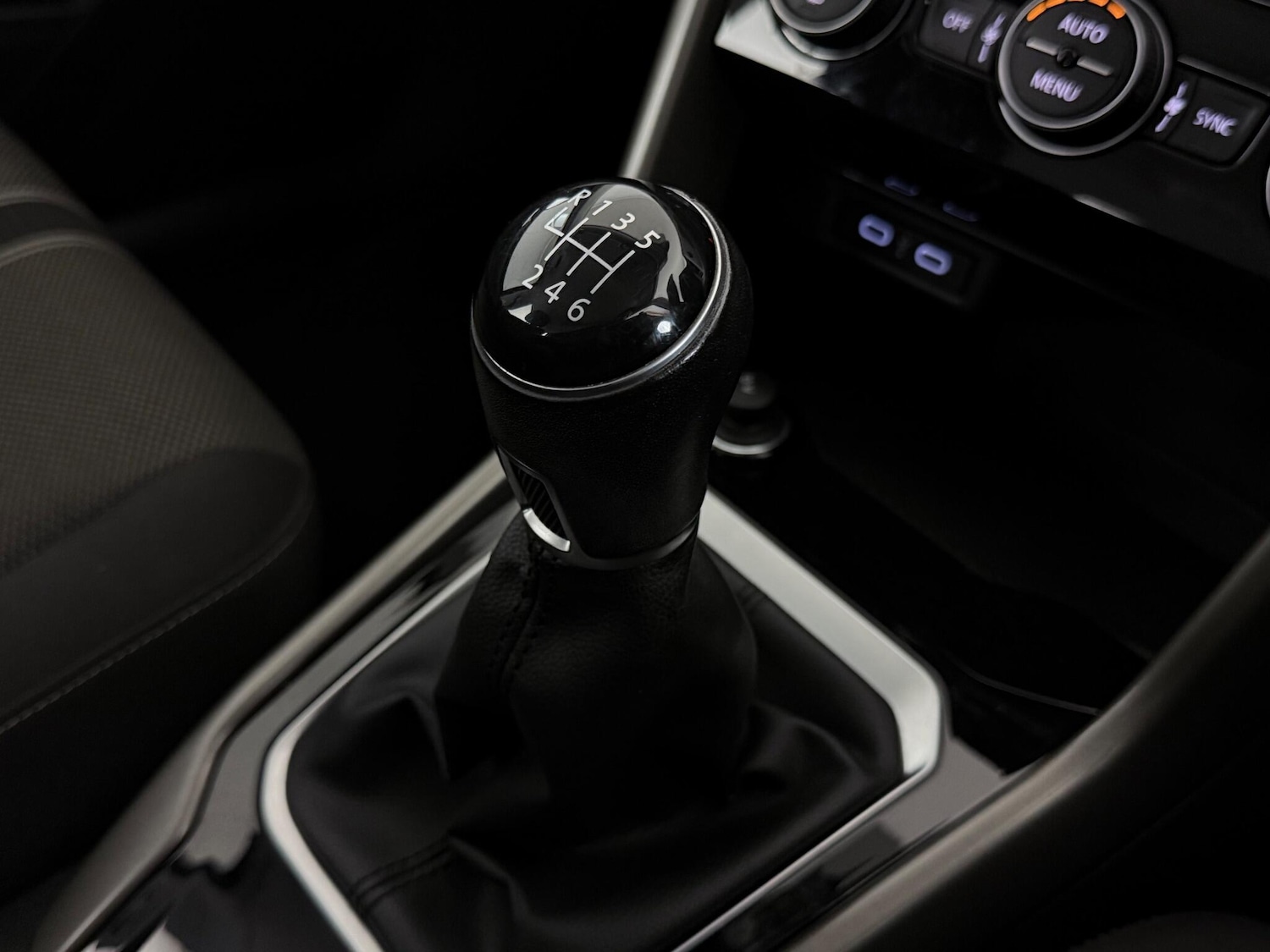 Used Volkswagen T-Roc 2020 for sale - 76468638: Photo 44