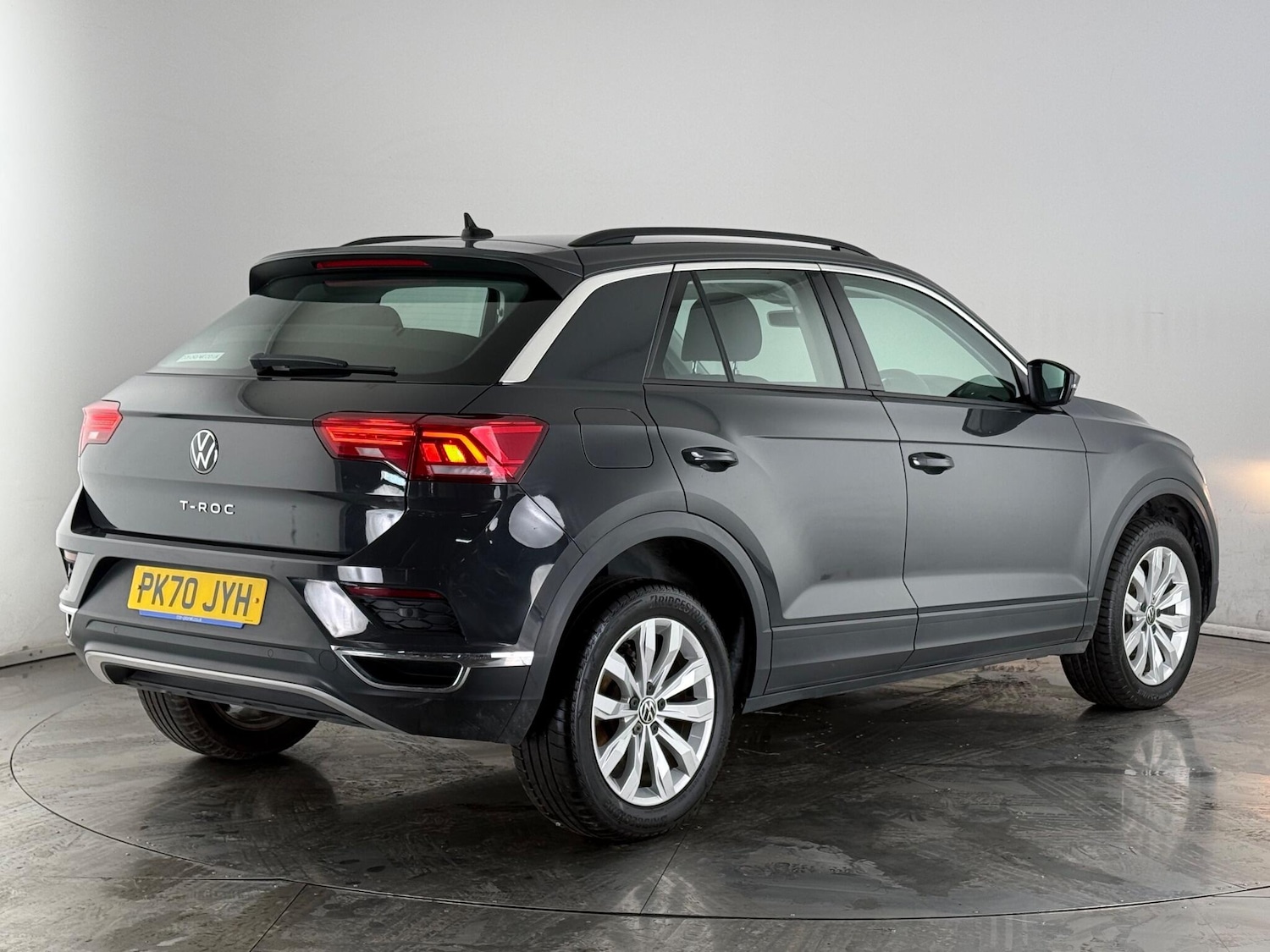 Used Volkswagen T-Roc 2020 for sale - 76468638: Photo 5