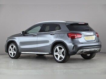 Used Mercedes-Benz GLA 2020 for sale - 78348669: Photo