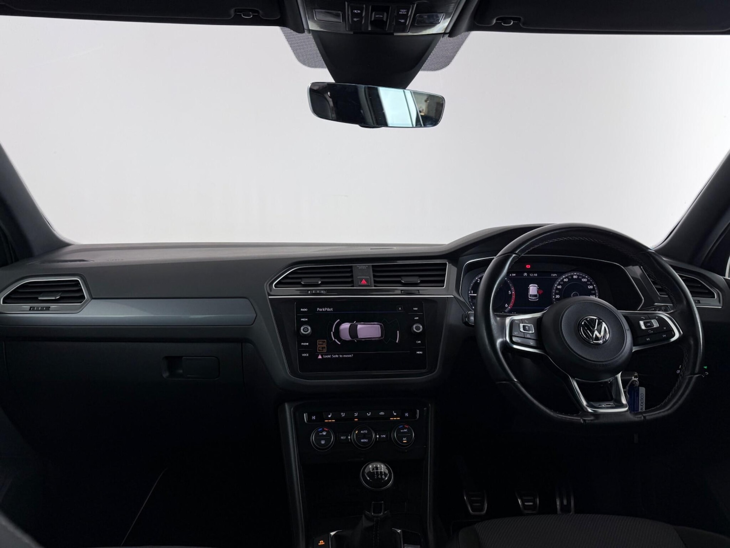 Used Volkswagen Tiguan 2018 for sale - 77803033: Photo 16