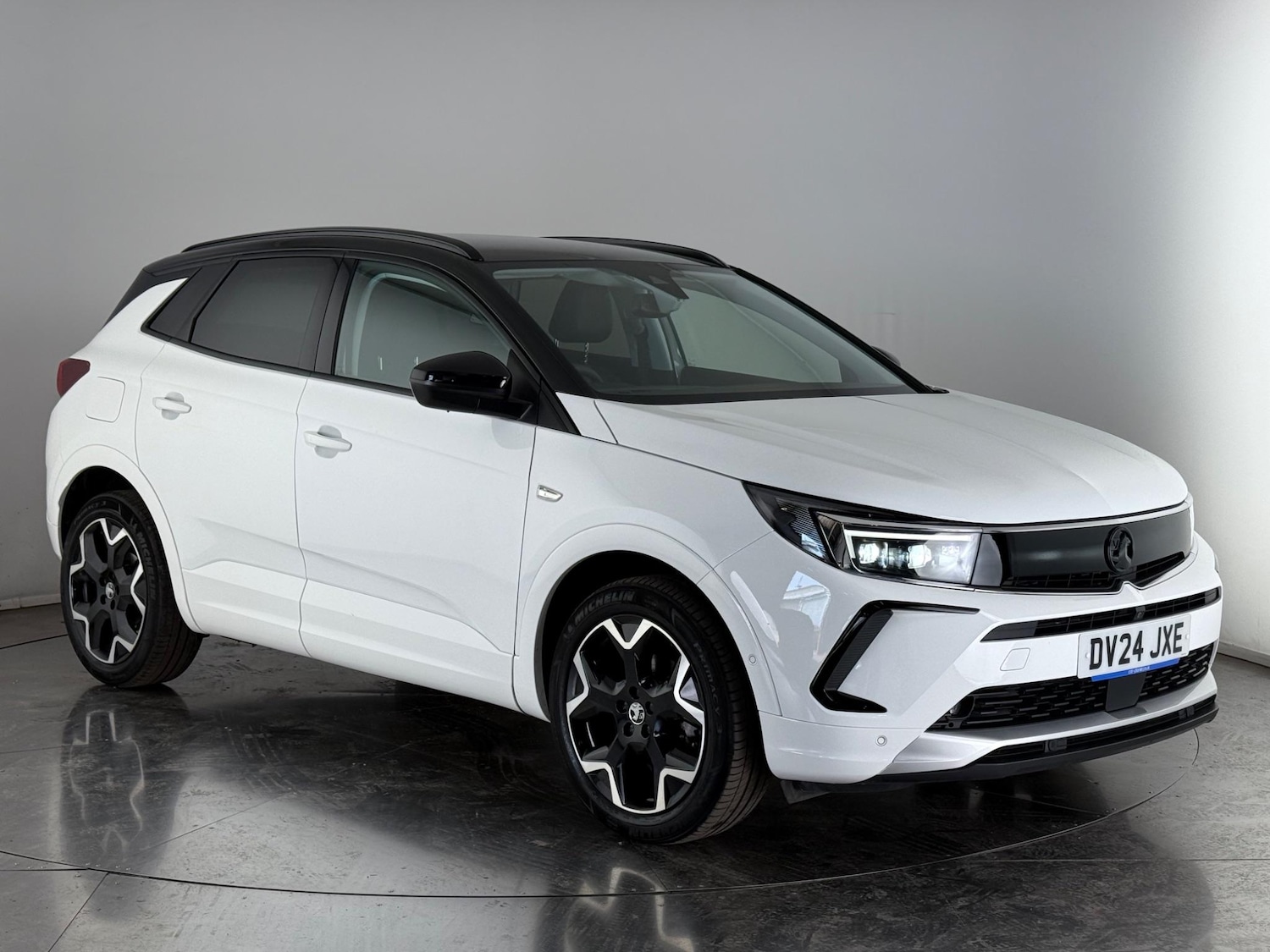 Used Vauxhall Grandland 2024 for sale - 76468482: Photo 1