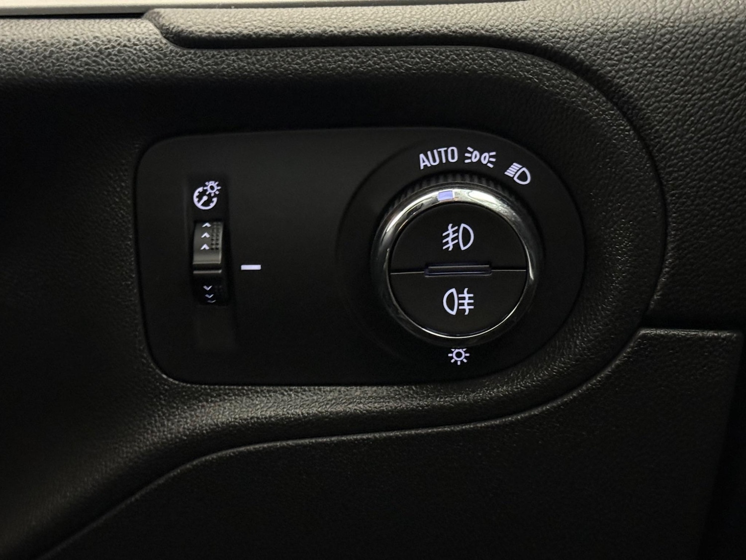 Used Vauxhall Grandland 2024 for sale - 76468482: Photo 37