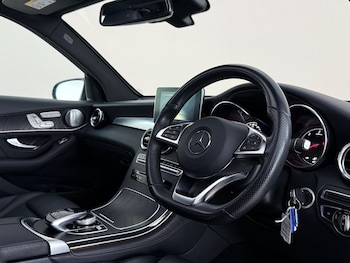 Used Mercedes-Benz GLC 2019 for sale - 78574189: Photo