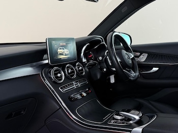 Used Mercedes-Benz GLC 2019 for sale - 78574189: Photo