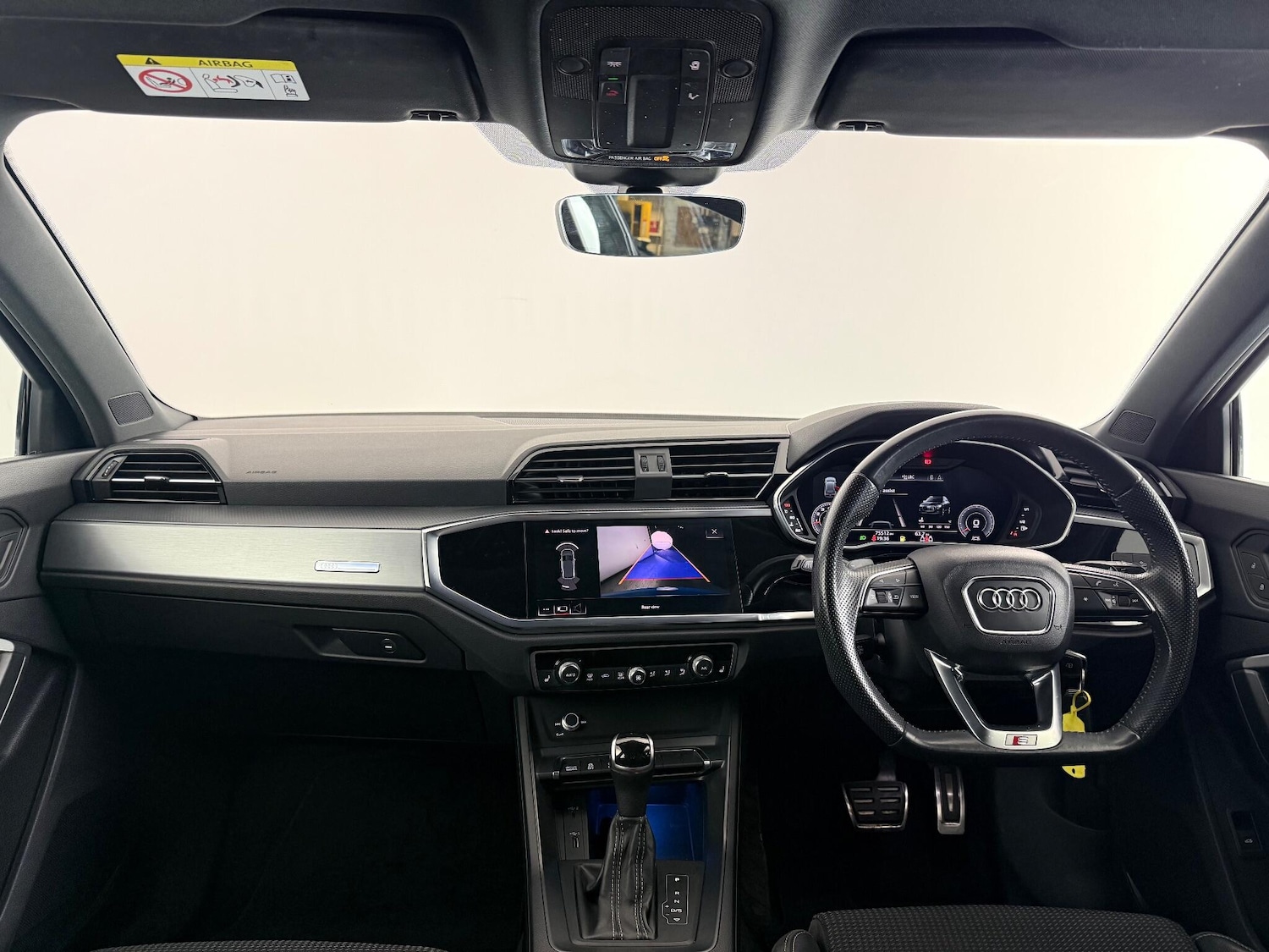 Used Audi Q3 2018 for sale - 77243274: Photo 17