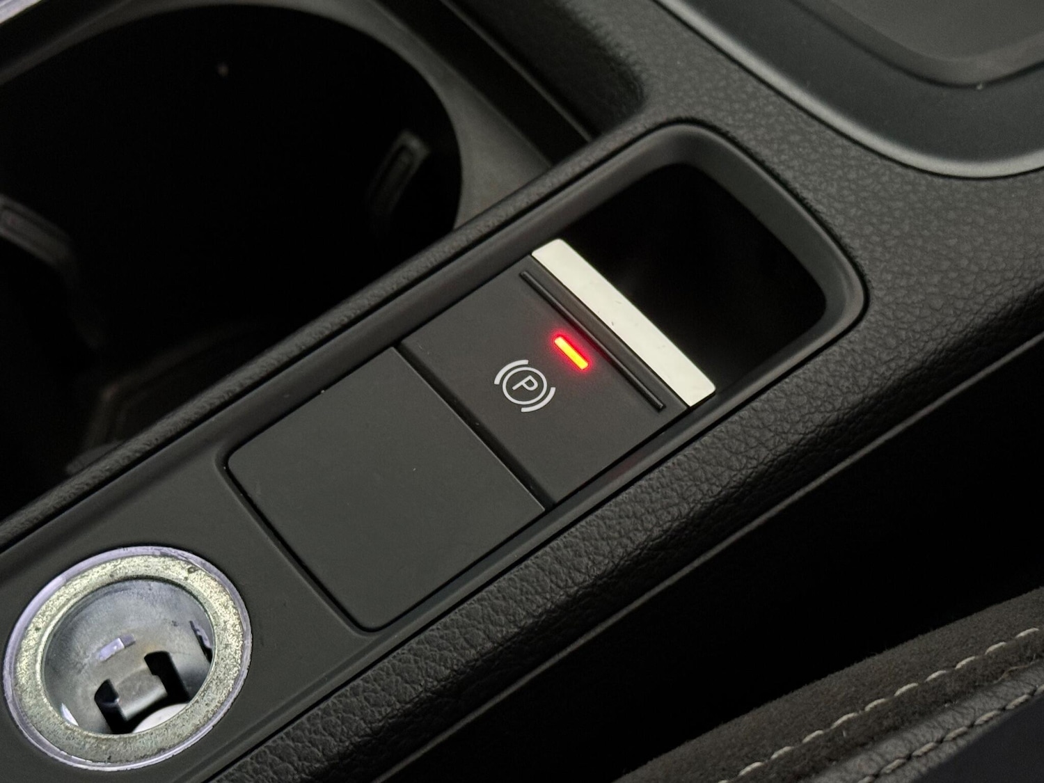 Used Audi Q3 2018 for sale - 77243274: Photo 39