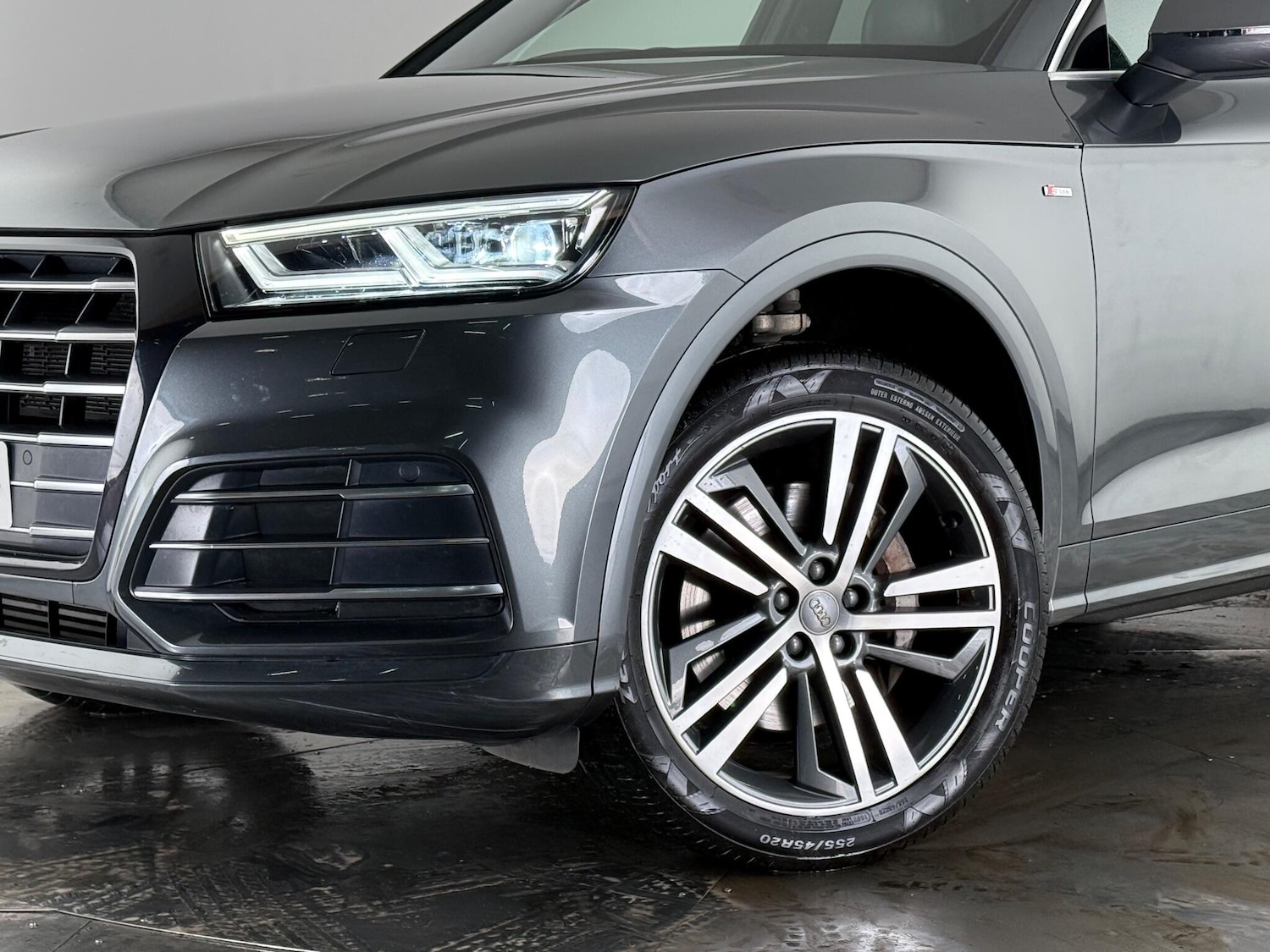 Used Audi Q5 2019 for sale - 76468336: Photo 53