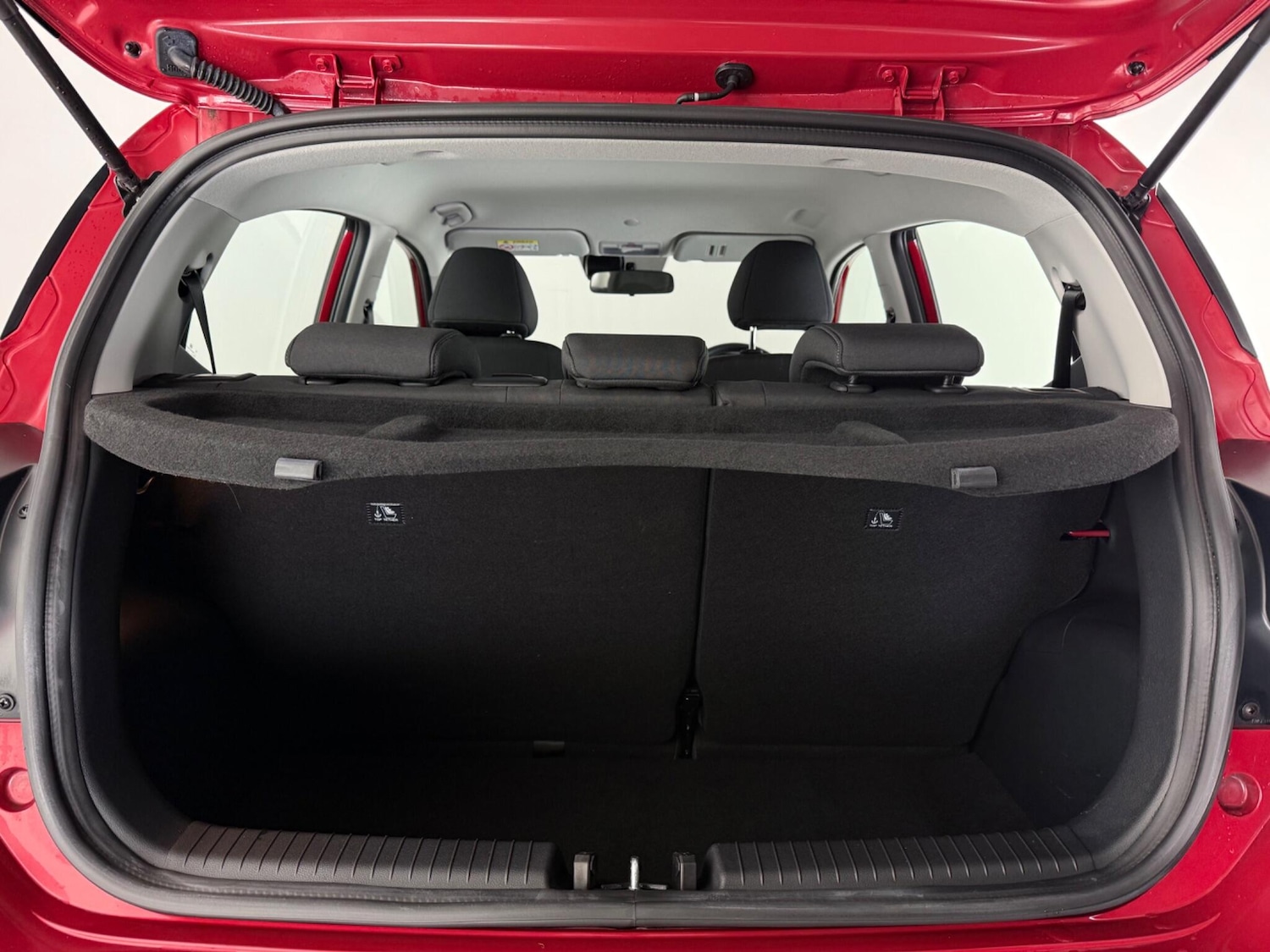 Used Hyundai i10 2023 for sale - 77456611: Photo 10