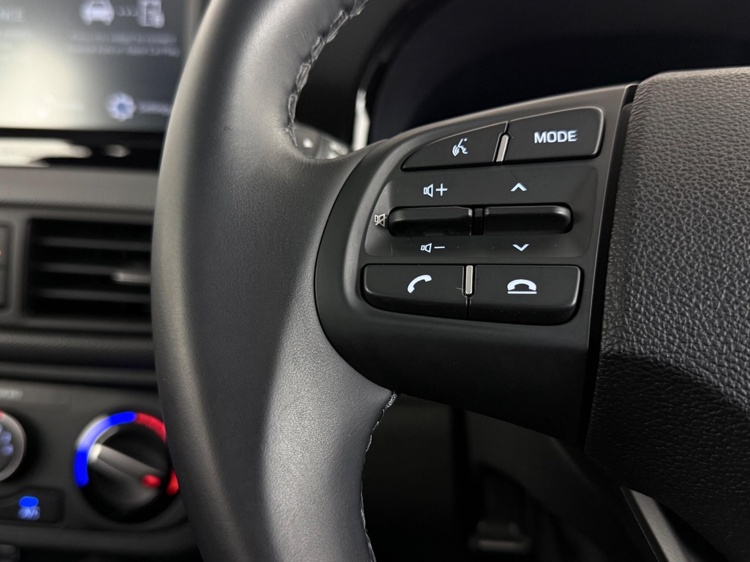 Used Hyundai i10 2023 for sale - 77456611: Photo 18