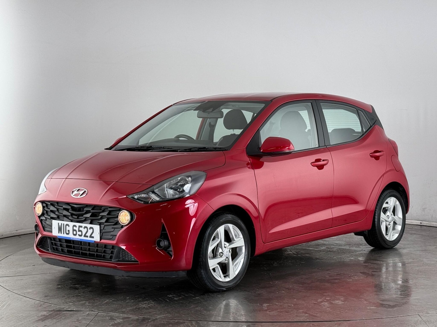Used Hyundai i10 2023 for sale - 77456611: Photo 2