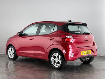 Used Hyundai i10 2023 for sale - 77456611: Photo