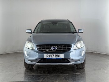 Used Volvo XC60 2017 for sale - 77243693: Photo