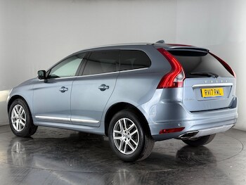 Used Volvo XC60 2017 for sale - 77243693: Photo