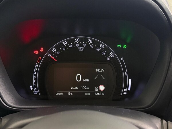 Used Toyota Aygo X 2022 for sale - 76216838: Photo 24