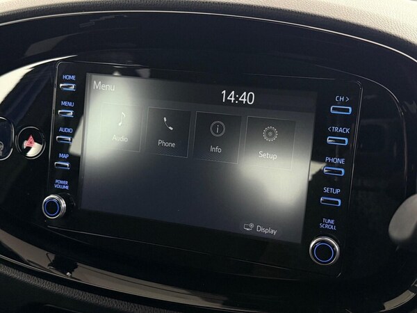 Used Toyota Aygo X 2022 for sale - 76216838: Photo 30