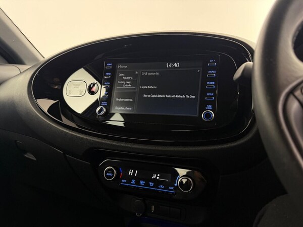 Used Toyota Aygo X 2022 for sale - 76216838: Photo 39
