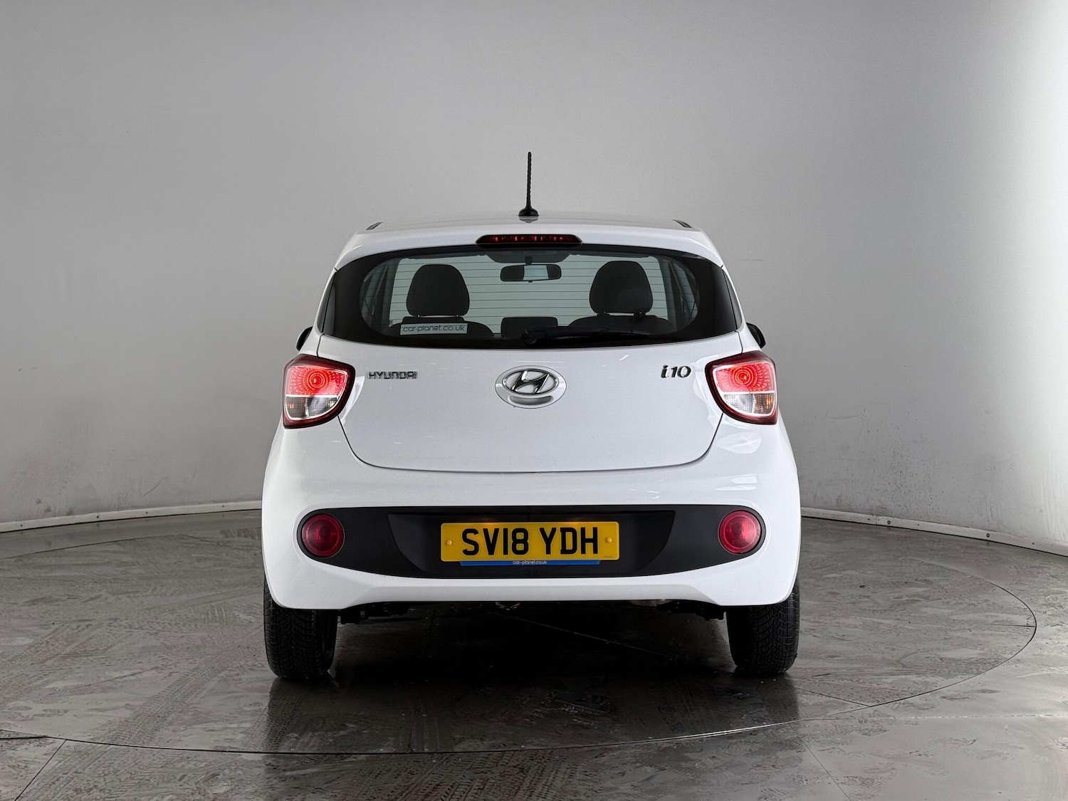 Used Hyundai i10 2018 for sale - 76913377: Photo 9