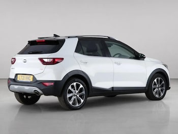 Used Kia Stonic 2021 for sale - 78947637: Photo