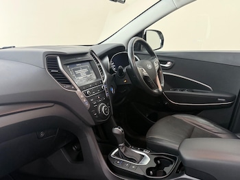 Used Hyundai Santa Fe 2015 for sale - 78977159: Photo