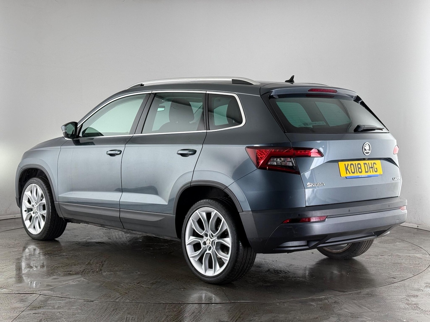 Used Skoda Karoq 2018 for sale - 77259984: Photo 2