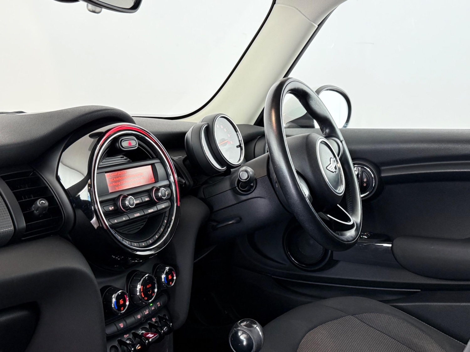 Used MINI Hatch 2016 for sale - 76468159: Photo 19