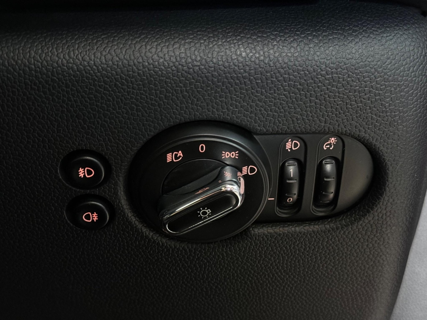 Used MINI Hatch 2016 for sale - 76468159: Photo 30