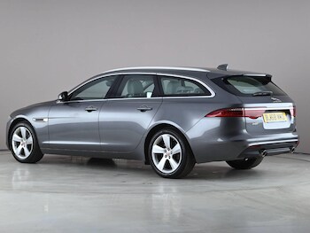 Used Jaguar XF 2018 for sale - 78649314: Photo