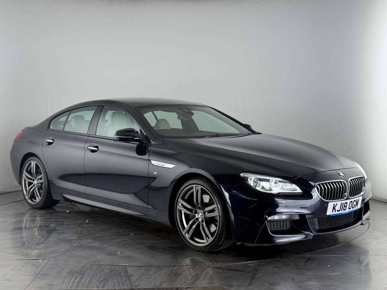 Used BMW 6 Series 2018 for sale - 76468393: Photo 1