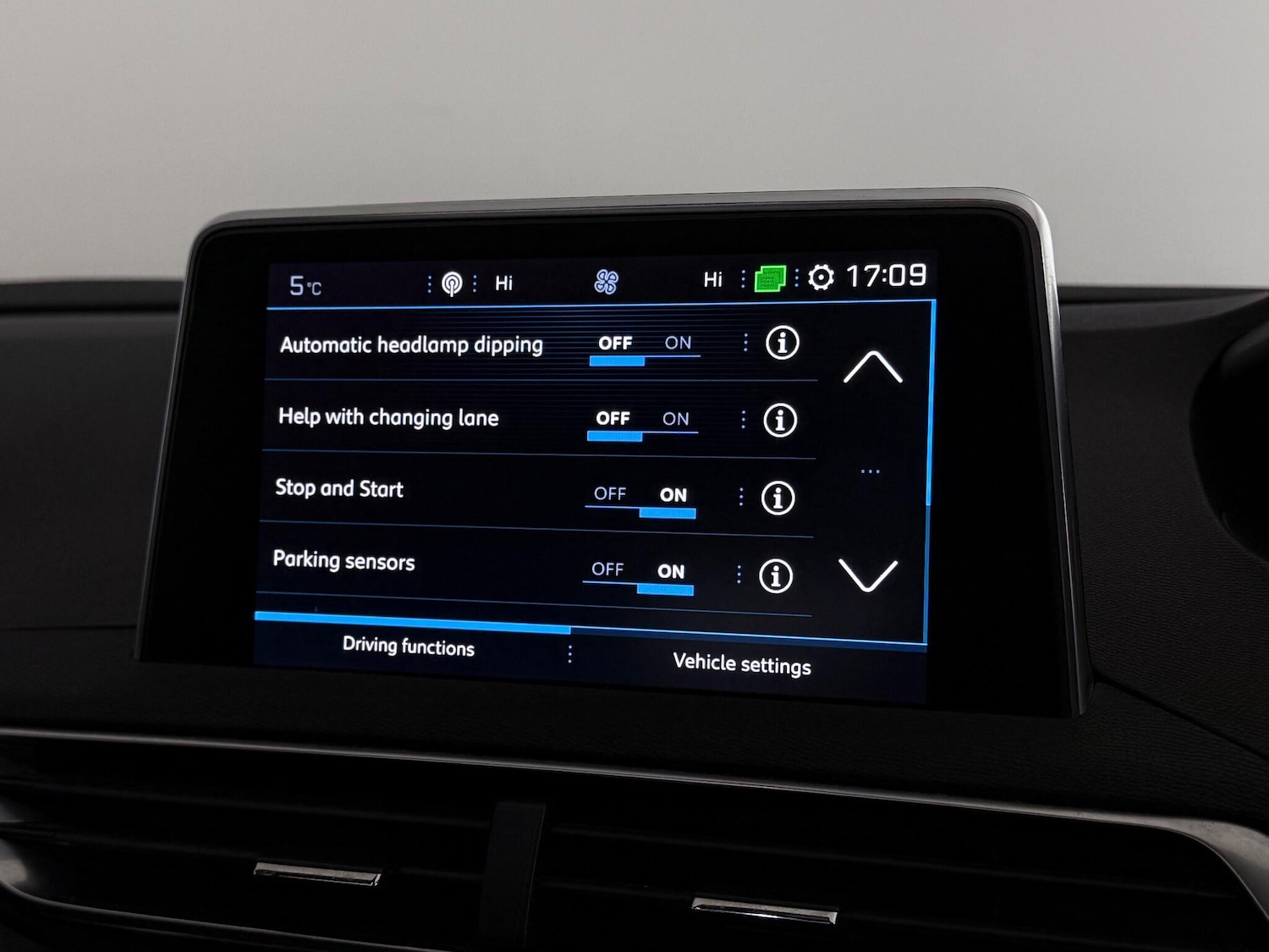 Used Peugeot 3008 2018 for sale - 77181011: Photo 26