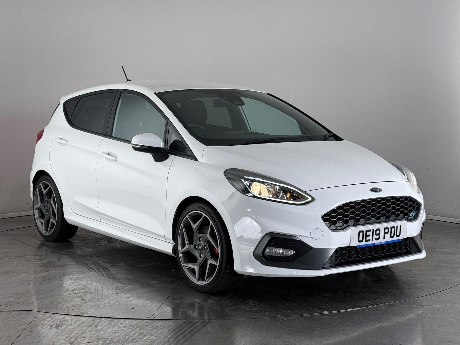 Used Ford Fiesta 2019 for sale - 77181316: Photo 1