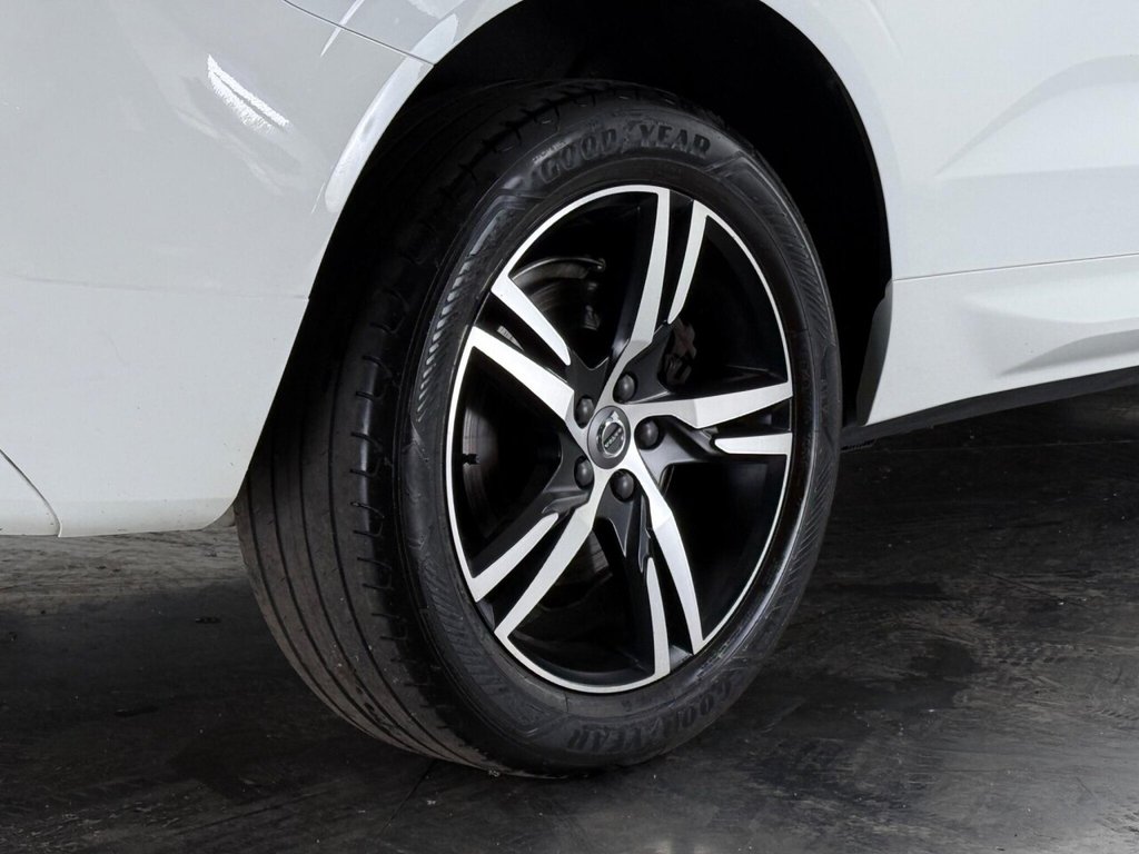 Used Volvo XC60 2020 for sale - 75770972: Photo 11