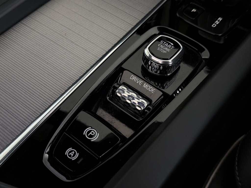 Used Volvo XC60 2020 for sale - 75770972: Photo 41