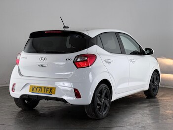 Used Hyundai i10 2021 for sale - 77260441: Photo