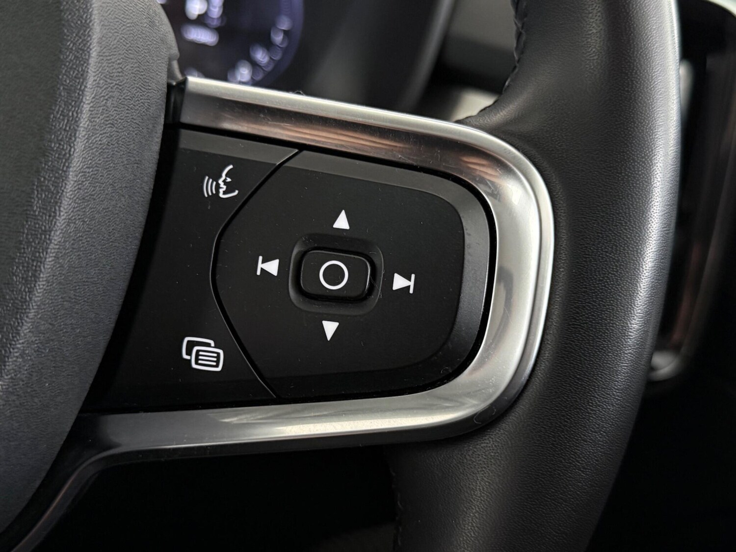 Used Volvo XC40 2021 for sale - 77412434: Photo 17