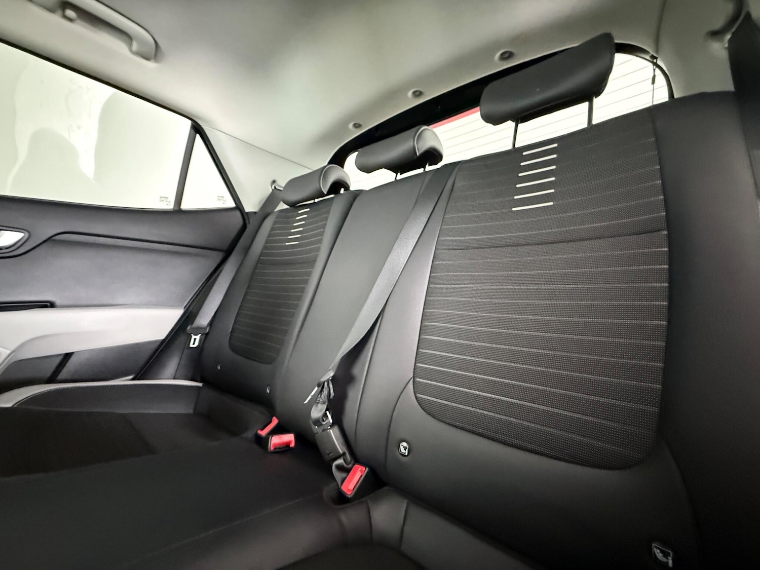 Used Kia Stonic 2019 for sale - 77626410: Photo 11