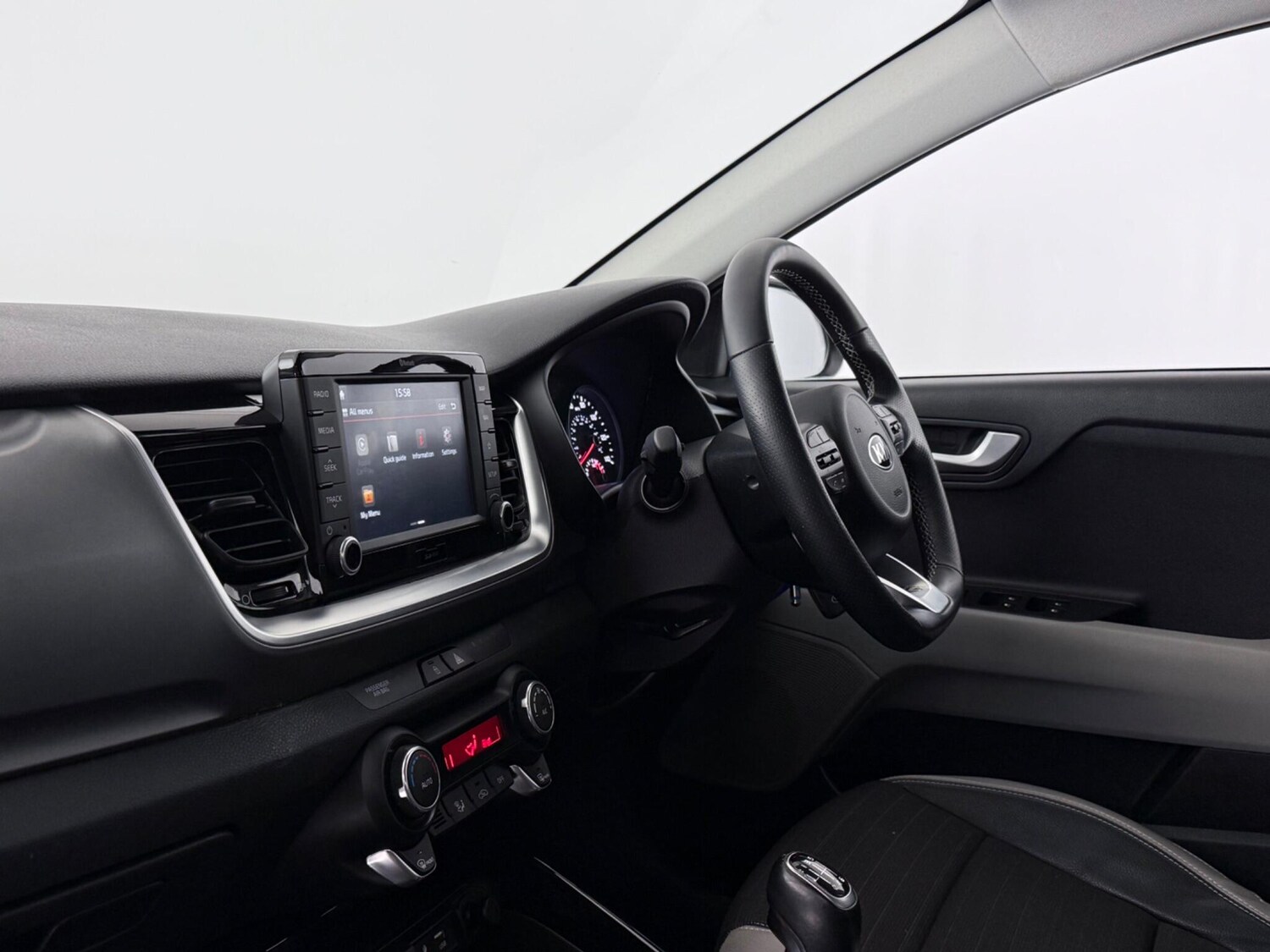 Used Kia Stonic 2019 for sale - 77626410: Photo 13